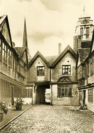 Palace Yard in 1939