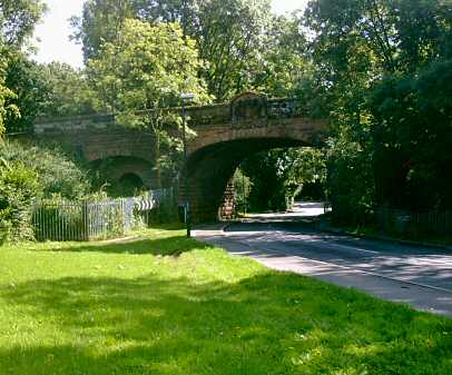 Coat of Arms Bridge 2004