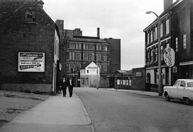 Gosford Street, August Bank Holiday 1965