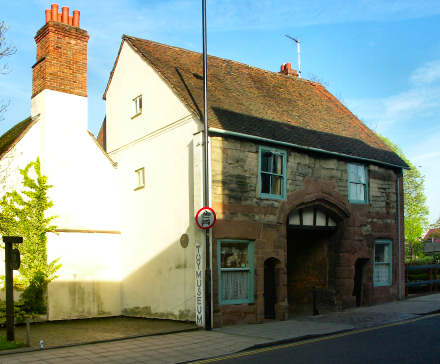 Whitefriars Gate, Much Park Street - west side